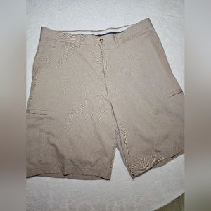 PGA Tour Khaki Essential Slant Pocket Athletic Golf Shorts Size 36